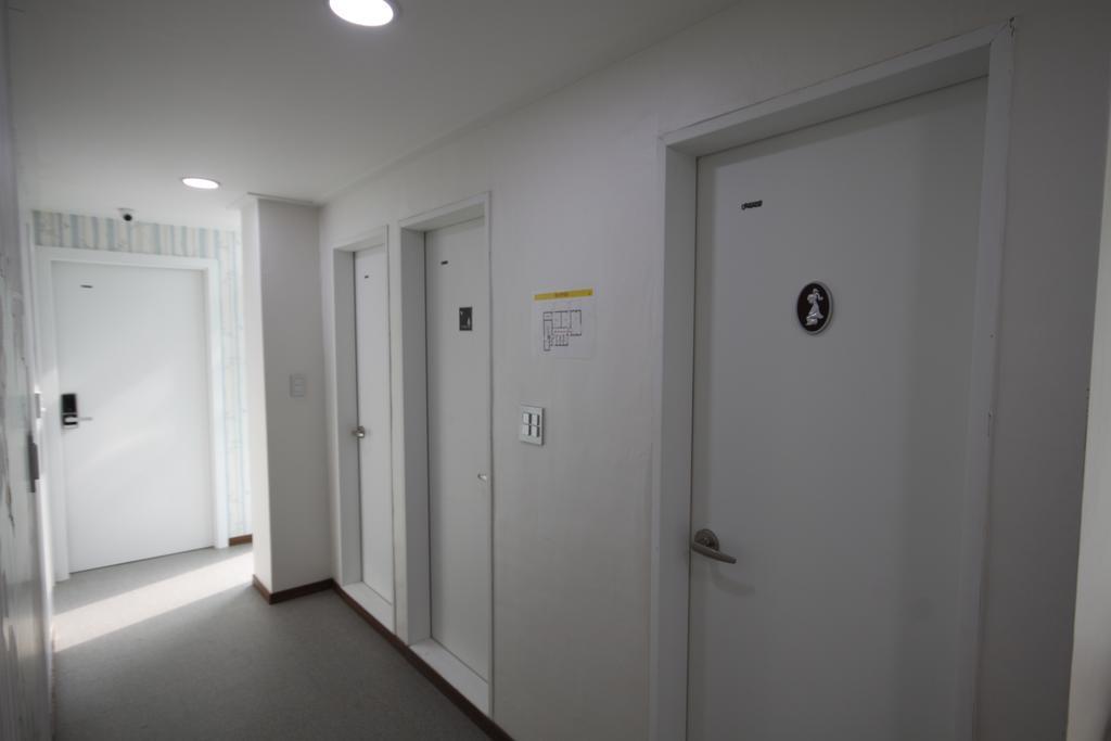 Miss Hongdae Guest House ソウル特別市 エクステリア 写真